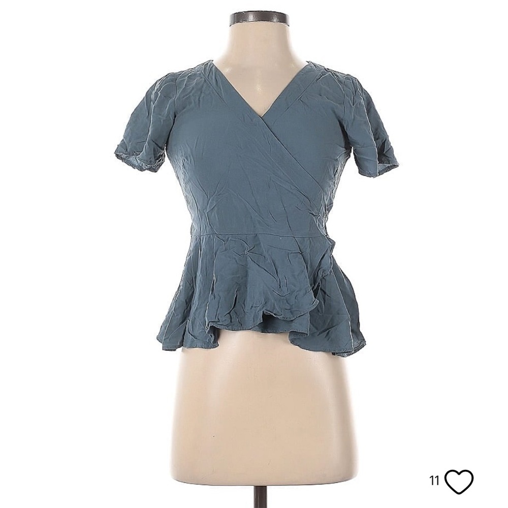 NWT Ann Taylor LOFT Outlet Peplum Blouse - Picture 1 of 5